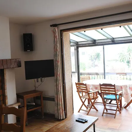 Villa Maison Semi-independante A Giens Avec Vue Mer Et Wifi - Fr-1-335-201 Hyeres